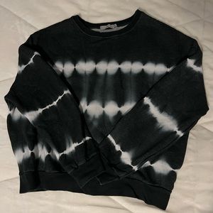 Adika Crewneck